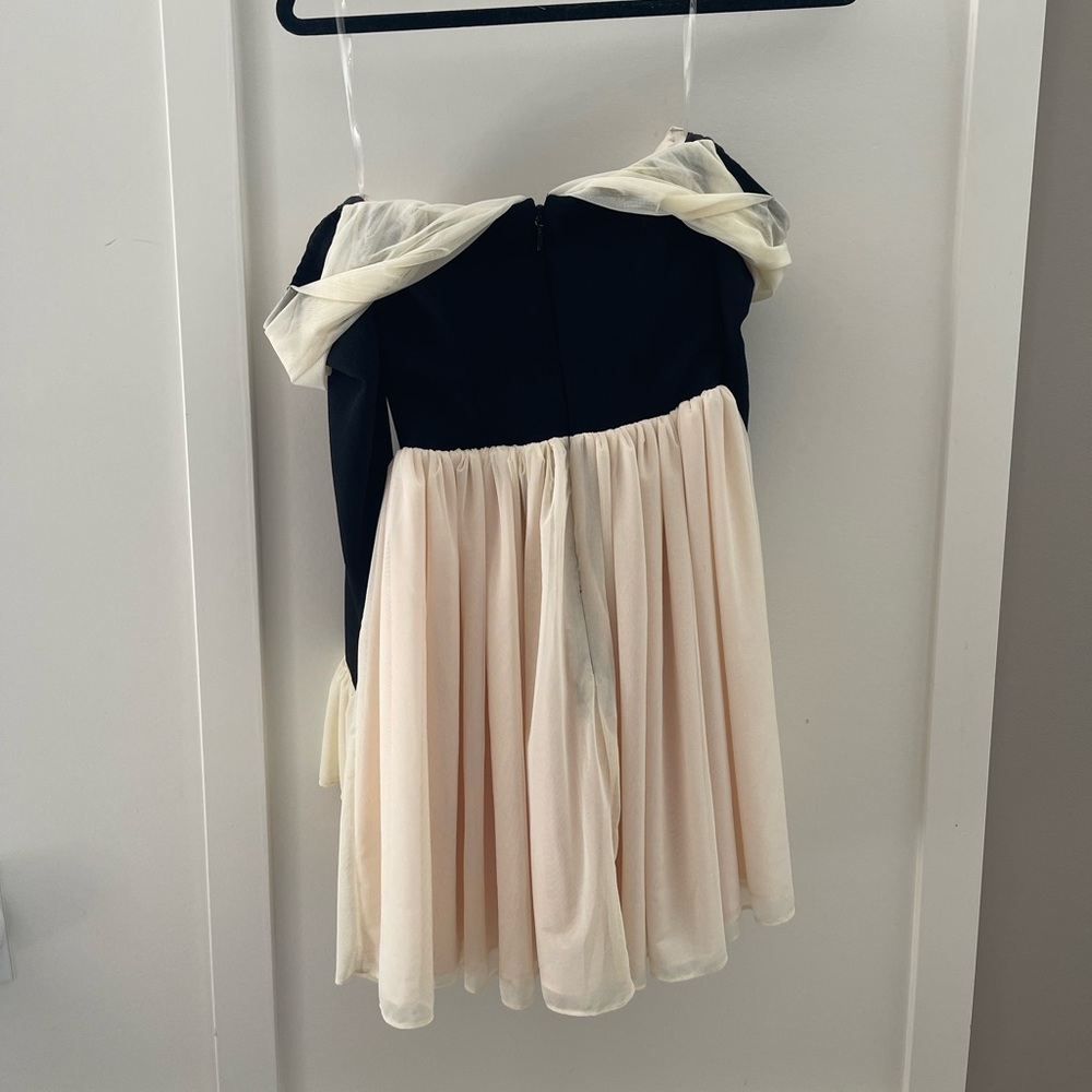 House of CB Alana Strapless Long Sleeve Minidress - Picture 6 of 7